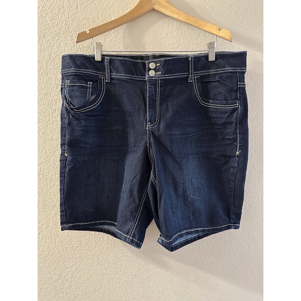 Lane Bryant Plus Size 20 Women's Bermuda Stretch Denim Jean Shorts Slimming Blue